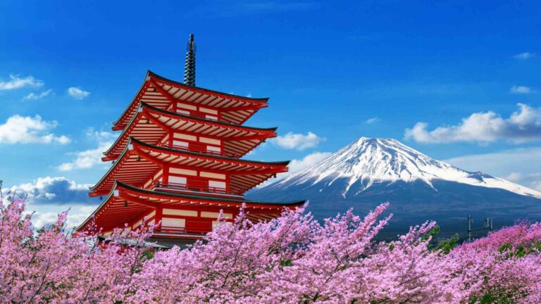 Hero-Banner-Mount-Fuji-2-JapanTravelandGuide.com